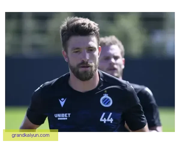 黄潜转会策略锁定新星，力争提升球队竞争力表现稳健