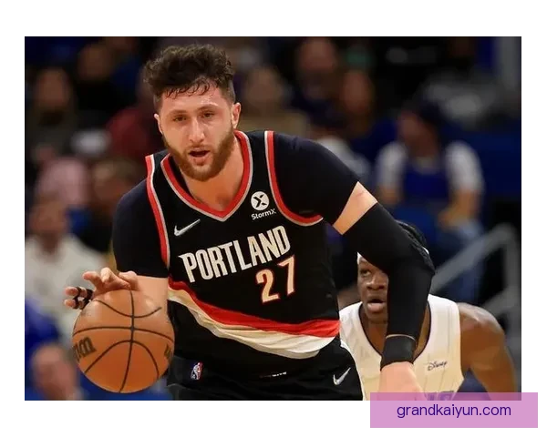 格纳布里进攻站位表现稳健，为球队提供稳定输出