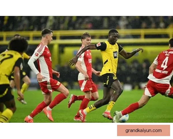 德甲标王状态回暖，近期表现持续提升引发关注