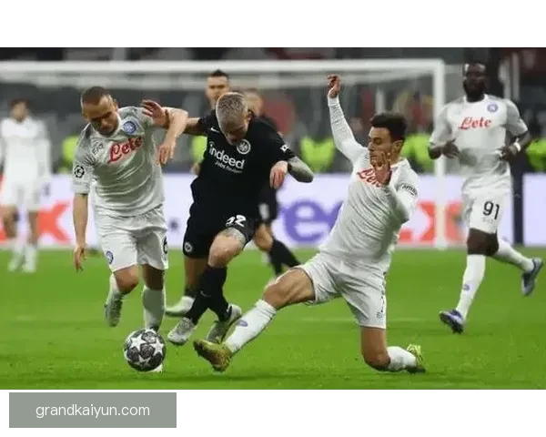 Osimhen 在欧冠比赛中的高光表现持续引发关注